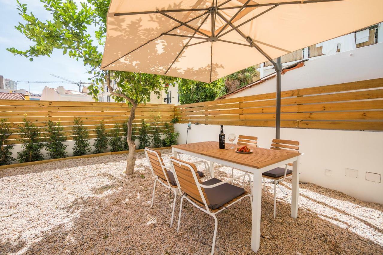 Lemon Tree Garden 3Bedroom Apartment Lisboa Exteriör bild