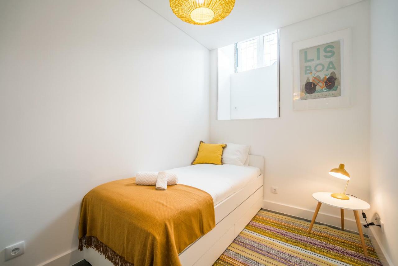 Lemon Tree Garden 3Bedroom Apartment Lisboa Exteriör bild